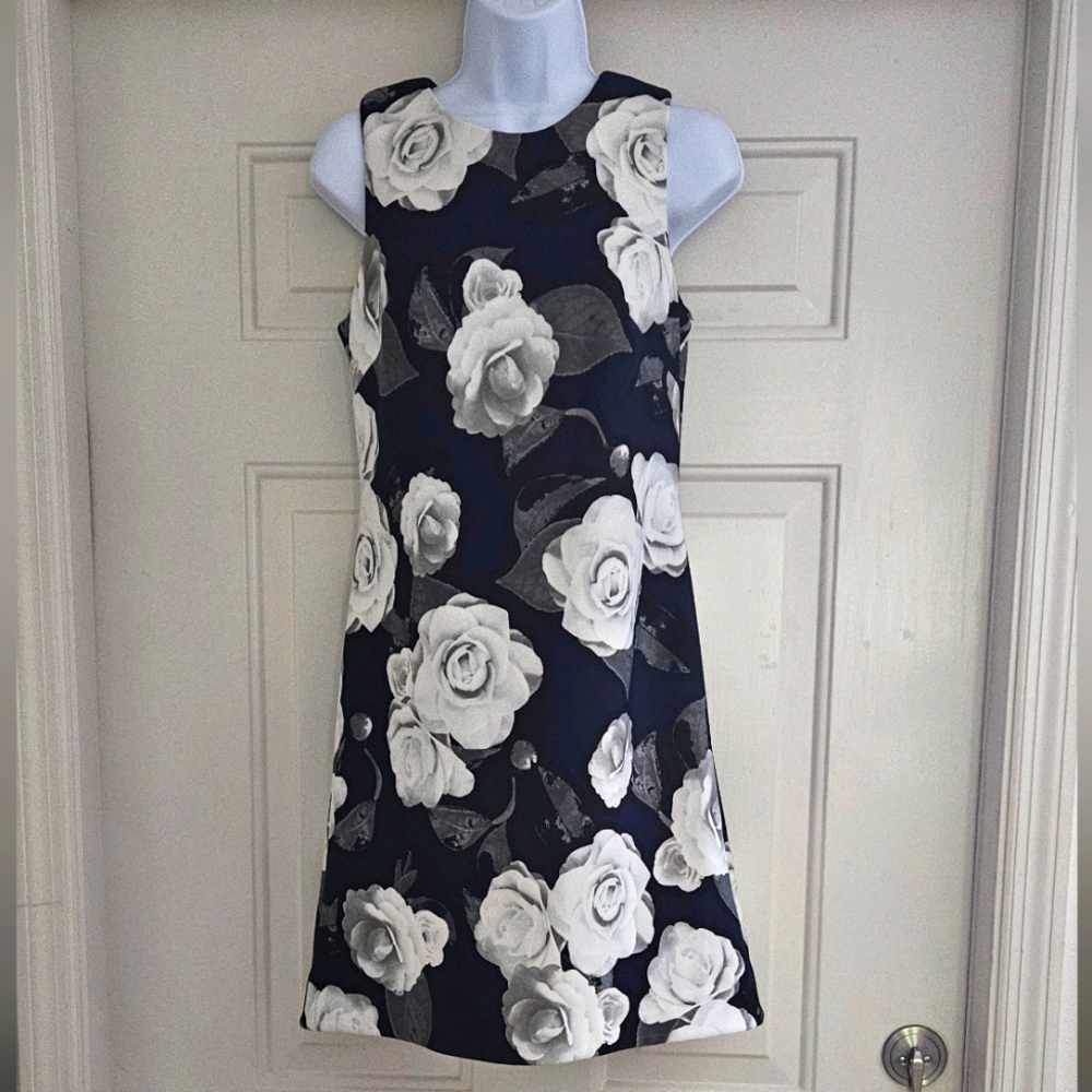 Just Taylor Floral Dress